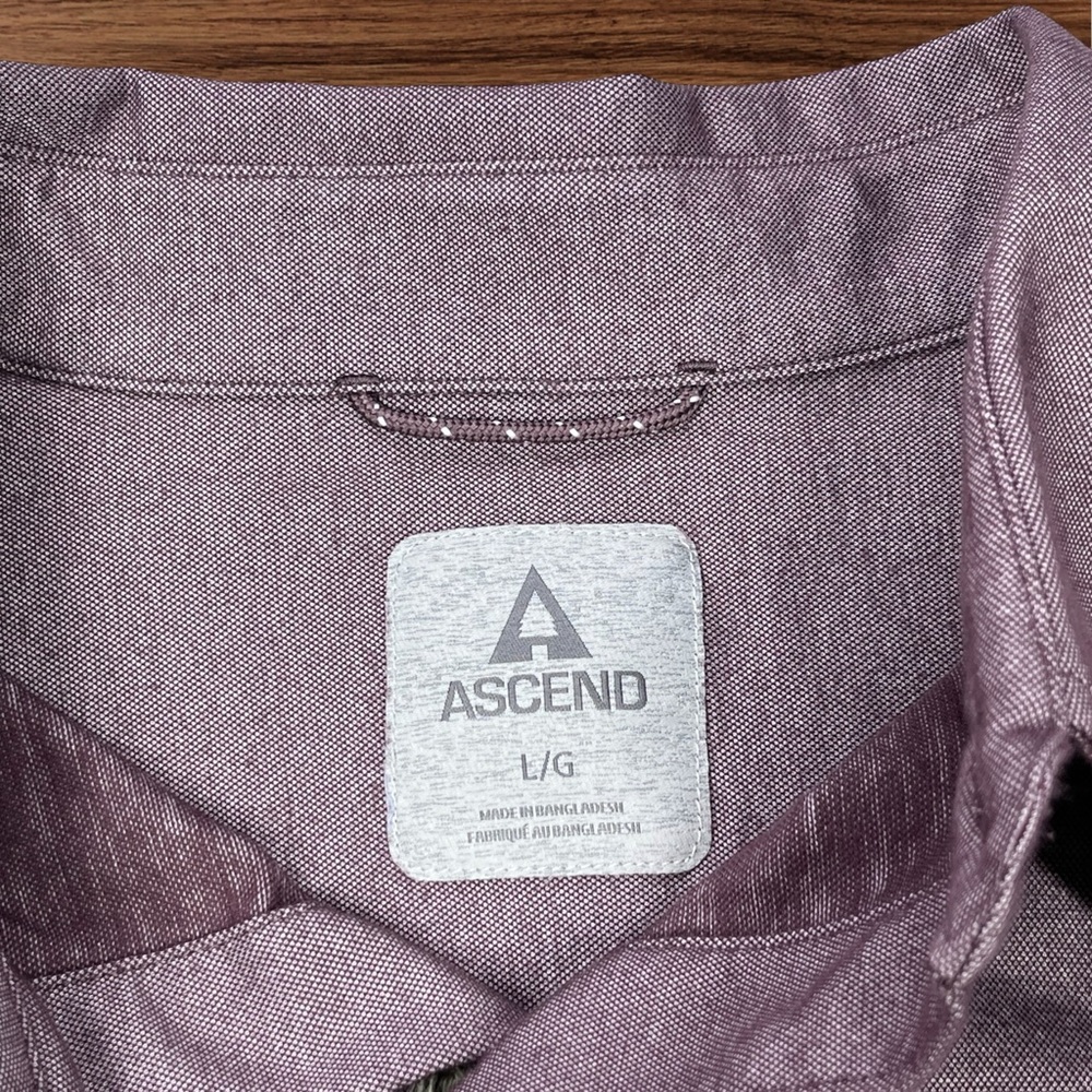 Ascend Men’s Short Sleeve Performance Button Down Shirt. Huckleberry. Large. - Picture 3 of 9